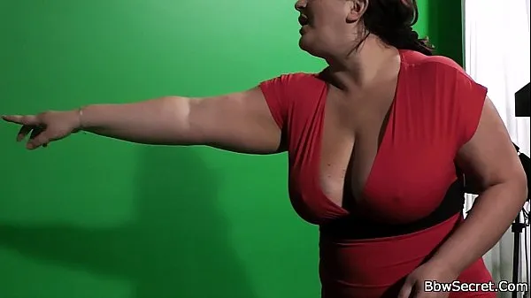 Hete Busty plumper in nylons rides cheating dick fijne clips