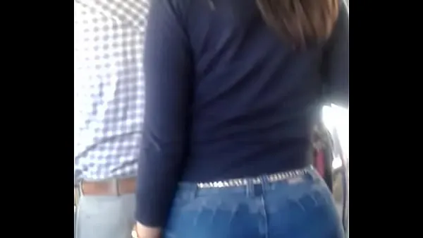 rich buttocks on the bus clips excelentes