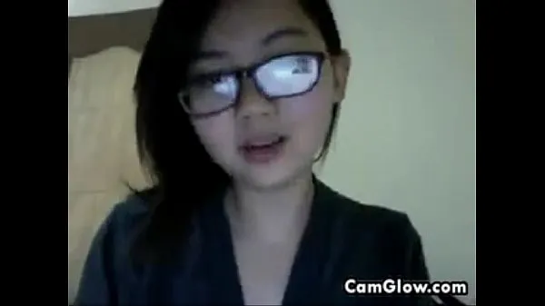 Hete Sweet Asian Cam Girl Gets Naked fijne clips