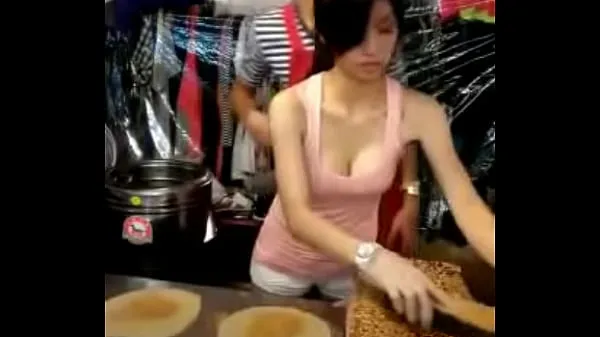 Taiwanese milf sell pancake Klip halus panas