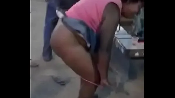 Hot Couple fucking in publicly on kiambu streets fine Clips