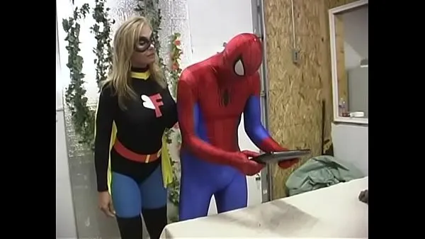 हॉट Spiderman and Flygirl बढ़िया क्लिप्स