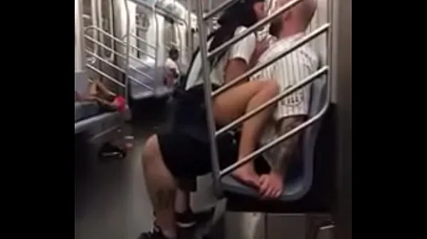 Hete sex on the train fijne clips