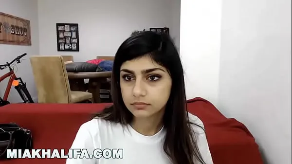 Horúce Mia Khalifa - Behind The Scenes Blooper (Can You See Me jemné klipy