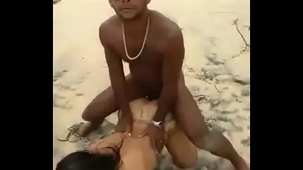 Hot Fucking on the beach fine Clips