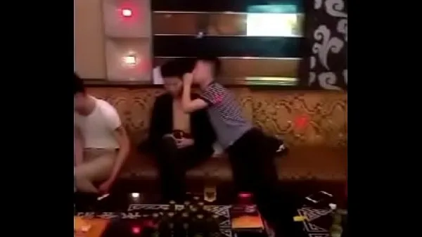Hot Chinese boys in club fine Clips