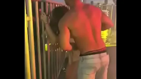 Hete giving pussy at carnival fijne clips