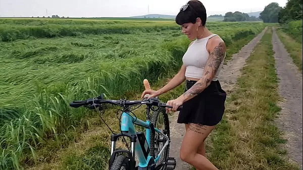 Hot Premiere! Bicycle fucked in public horny fine klipp