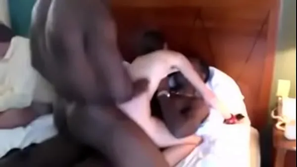 wife double penetrated by black lovers while cuckold husband watch Klip bagus yang keren