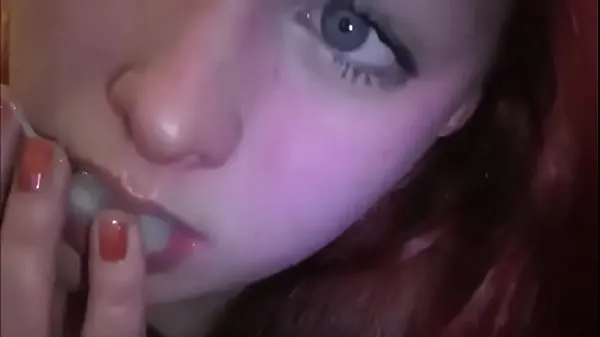 Married redhead playing with cum in her mouth Klip bagus yang keren