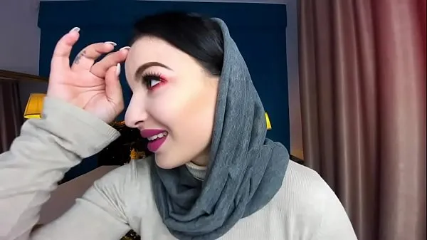 Gorące Cute Little Muslim Girl Playing With Her Pussy For You świetne klipy