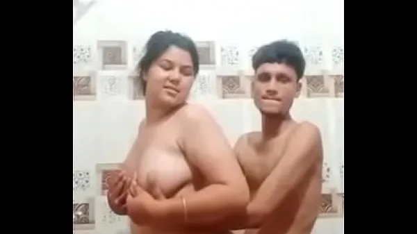 Hot Desi Couple fine Clips