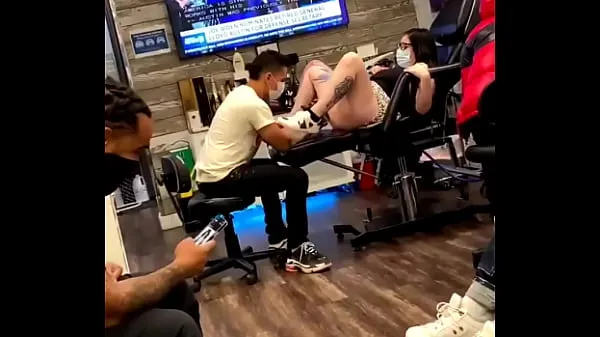 Tattoo Pussy with squirt Clip hay hấp dẫn