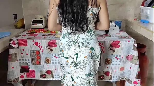 My Stepmom Housewife Cooking I Try to Fuck her with my Big Cock - The New Hot Young Wife Klip bagus yang keren