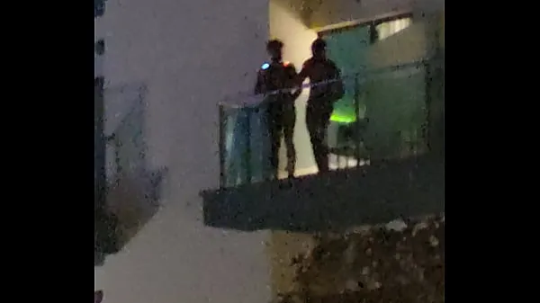Gorące Guys caught fucking on the balcony świetne klipy