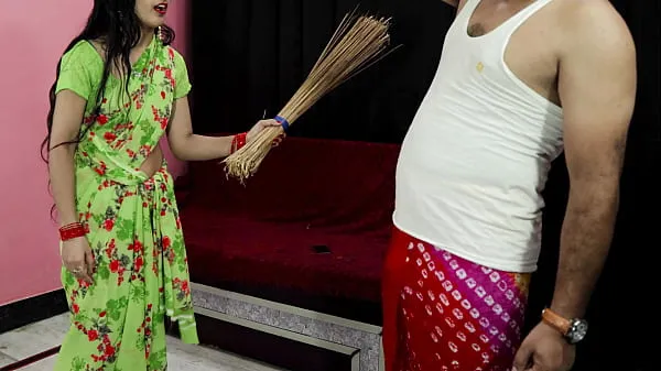 हॉट punish up with a broom, then fucked by tenant. In clear Hindi voice बढ़िया क्लिप्स