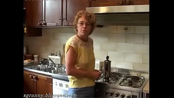 گرم Ugly granny ass fucks عمدہ کلپس