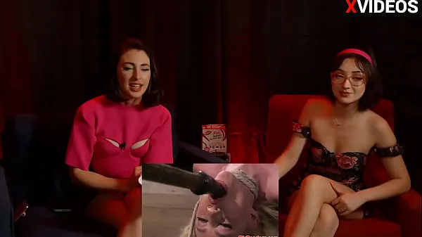 Kuumia Three Hotties React to BDSM Porn hienoja leikkeitä