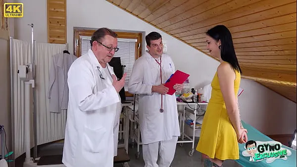 हॉट Filthy bitch Sharlotte Thorne examined and made to cum by 2 perverted doctors बढ़िया क्लिप्स