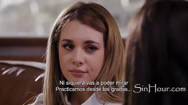 Žhavé Nobody Wants To Be Friends With A Lesbian (5 Mins Later They Scissoring) | Spanish Subs jemné klipy