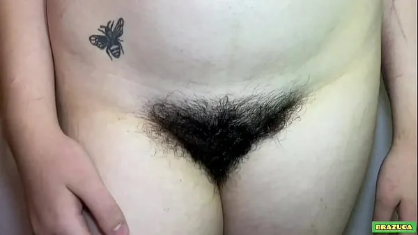 Žhavé 18-year-old girl, with a hairy pussy, asked to record her first porn scene with me jemné klipy