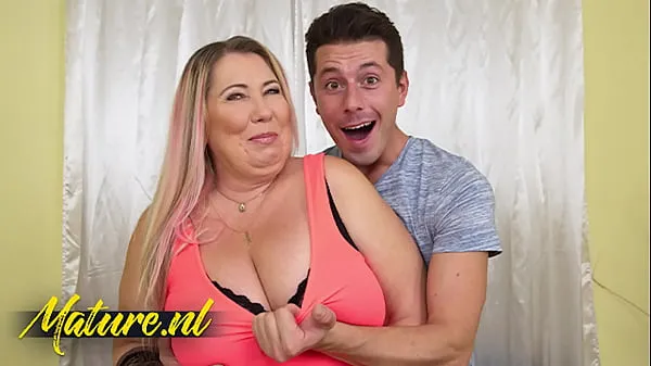 BBW MILF With Huge Natural Tits Gets Fucked By Her Horny Neighbor Klip halus panas