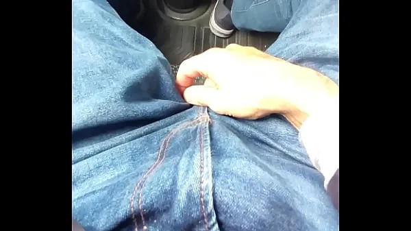 Hotte Peeing in truck fine klip