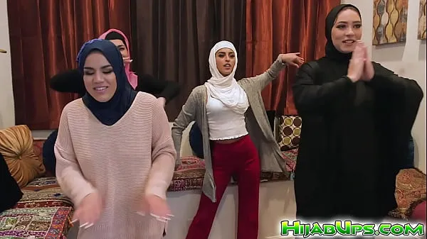گرم The wildest Arab bachelorette party ever recorded on film عمدہ کلپس
