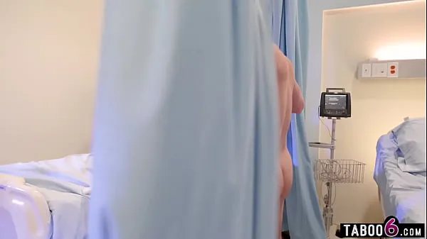 Heta Black nurses Ana Foxxx and Nicole Kitt fuck white patient black to fully healthy fina klipp