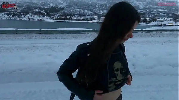 Welcome to Norway! Sex exhibitionism and flashing in public - DOLLSCULT Clip hay hấp dẫn