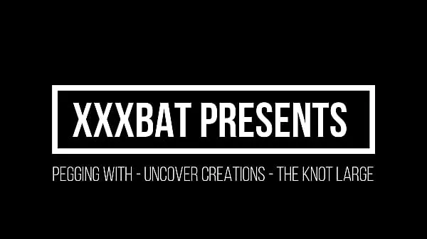 Hotte XXXBat pegging with Uncover Creations the Knot Large fine klip