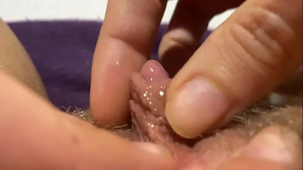 Hotte huge clit jerking orgasm extreme closeup fine klip