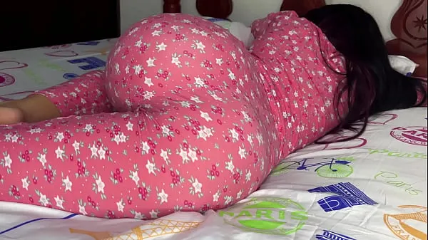 Sıcak I can't stop watching my Stepdaughter's Ass in Pajamas - My Perverted Stepfather Wants to Fuck me in the Ass güzel Klipler