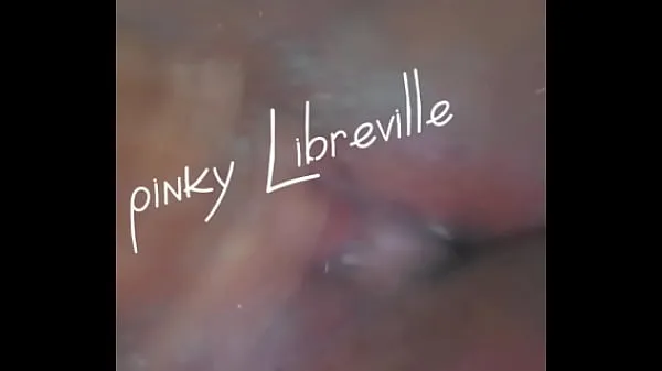 Kuumia Pinkylibreville - full video on the link on screen or on RED hienoja leikkeitä