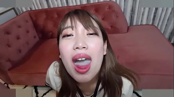 Big breasted married woman, Japanese beauty. She gives a blowjob and cums in her mouth and drinks the cum. Uncensored Klip halus panas