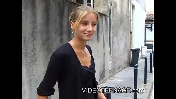 Heta 18 years old blonde teen first casting fina klipp
